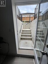 Building Photo - 1042 Kingpeak Cres