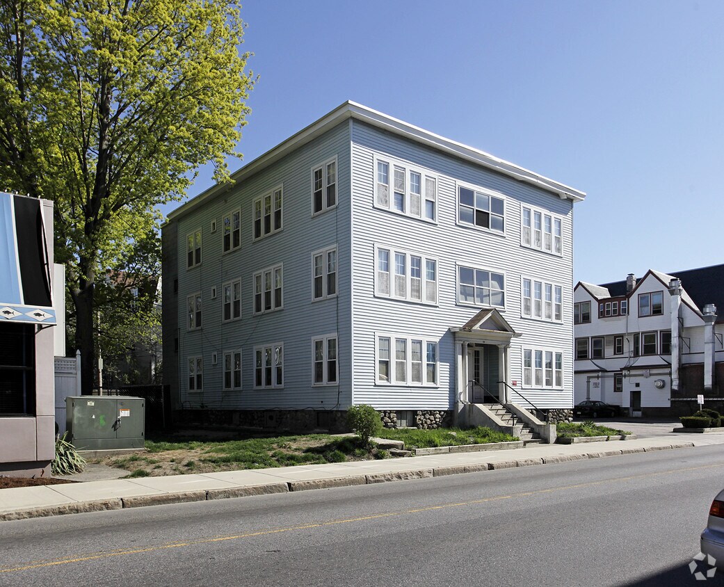 Foto del edificio - 110 Highland St
