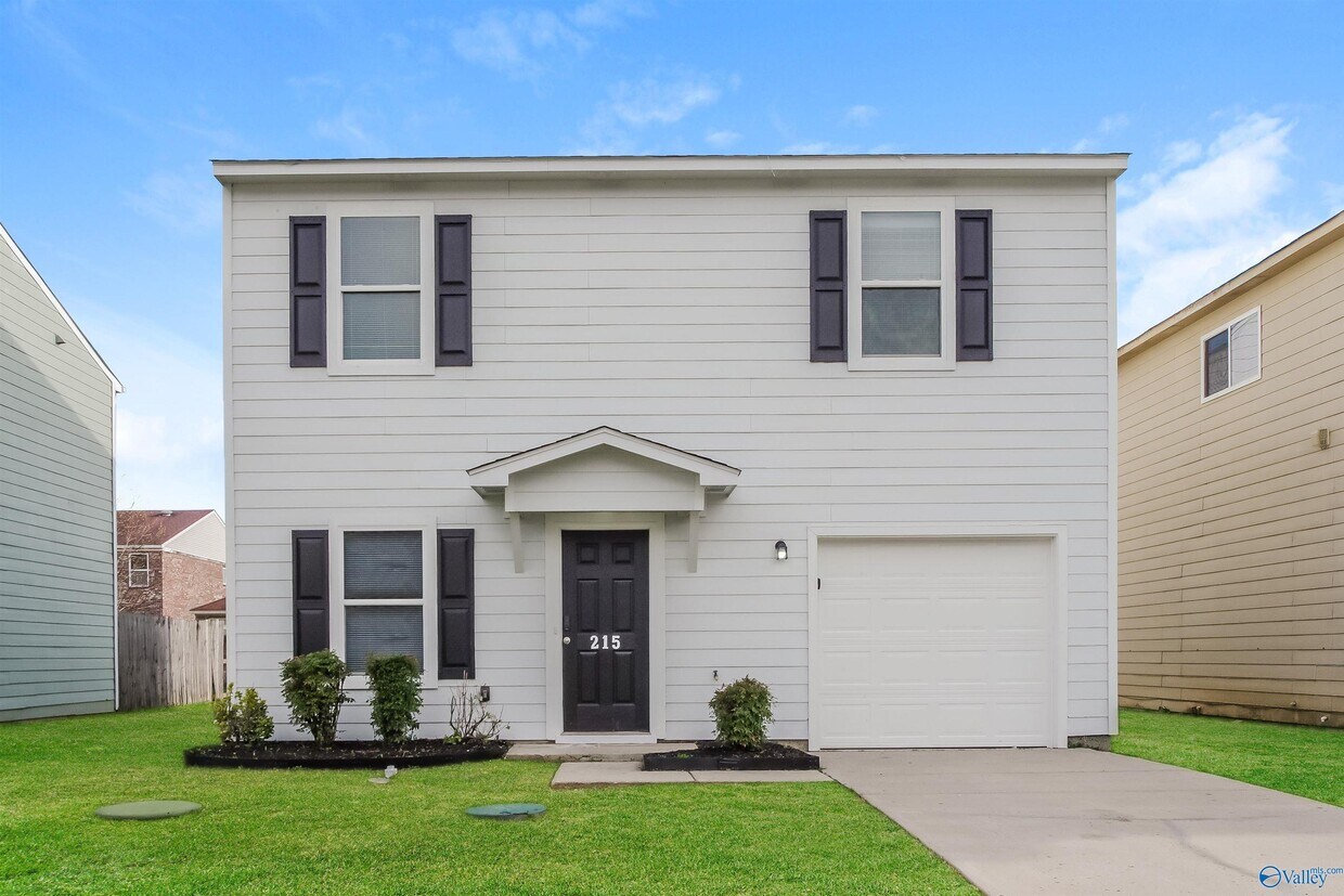 Primary Photo - 215 Farmington Dr