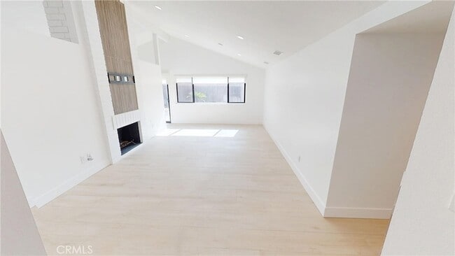 Building Photo - 2551 La Praix St