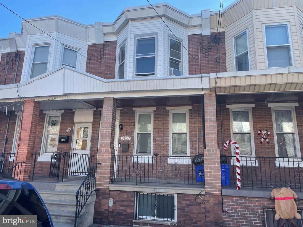 Foto principal - 3157 Cedar St