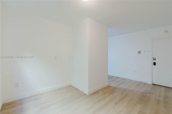 Foto del edificio - 1555 Pennsylvania Ave