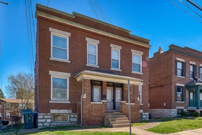 Building Photo - 1108 Tamm Ave