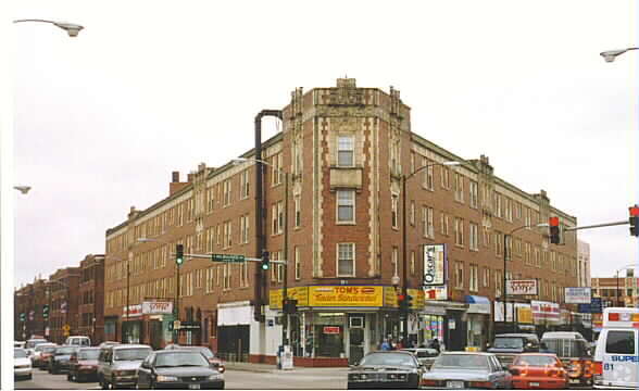 Primary Photo - 2779 N Milwaukee Ave