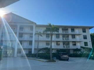 Foto del edificio - 3500 Whitehall Dr
