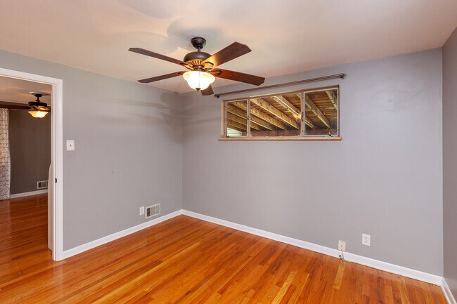 Building Photo - 4031 Meade St