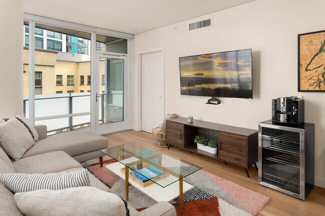 Foto del edificio - 121 Stewart St