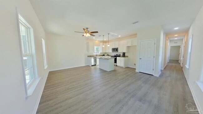 Foto del edificio - 2 bedroom in PENSACOLA FL 32501