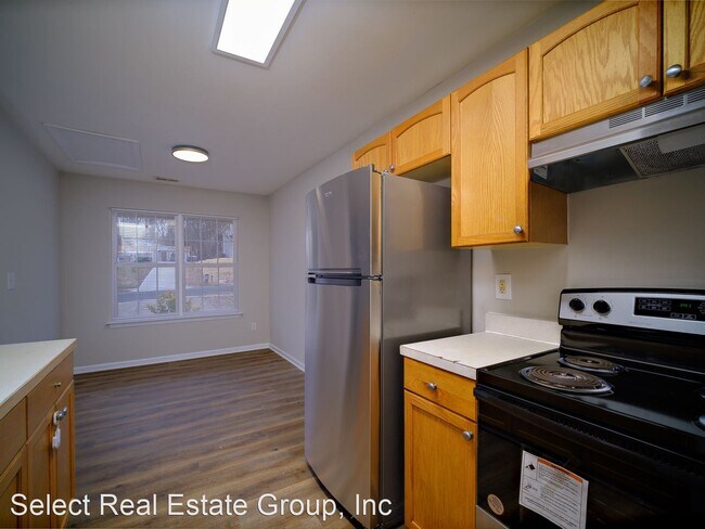 Building Photo - 3 br, 2 bath House - 5328 Beam Lake Dr