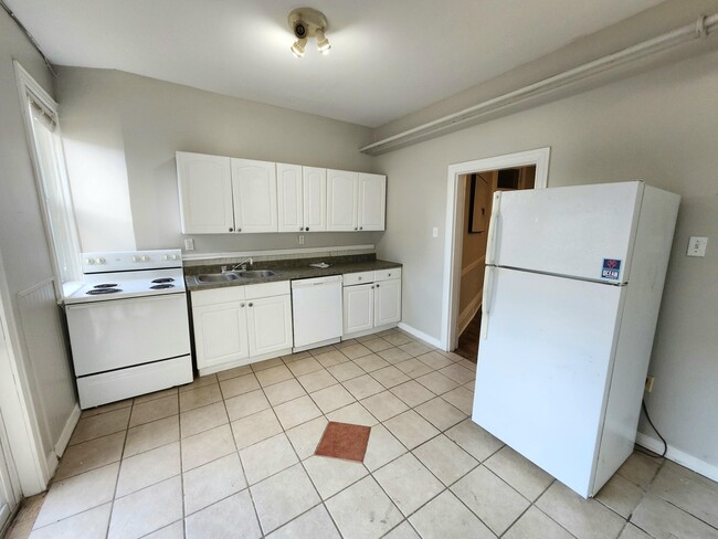 Photo du bâtiment - 242-242 Princess St