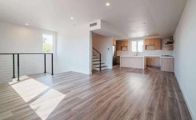 Foto del edificio - 2555 Thurman Ave