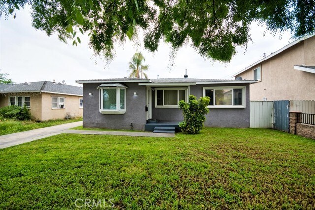 Foto principal - 6052 Marshall Ave