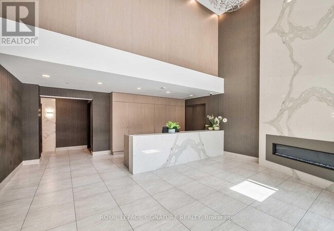 Building Photo - 50 Bruyeres Mews