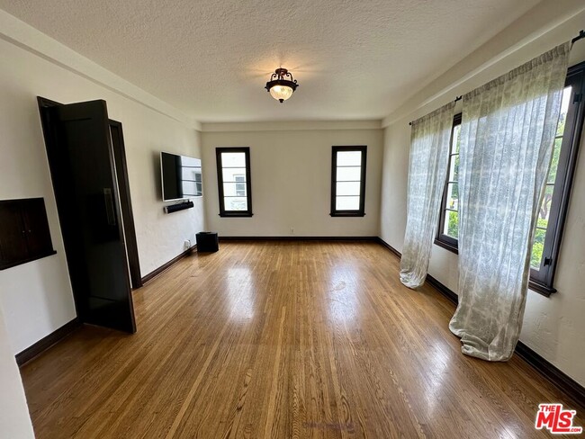 Foto del edificio - 609 19th St