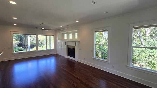 Foto del edificio - Private, peaceful home on nearly half an a...