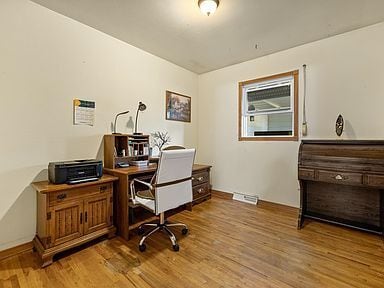 Building Photo - 3 bedroom, 2 bathroom 2,256 sqft home in a quiet Spearfish neighborhood!