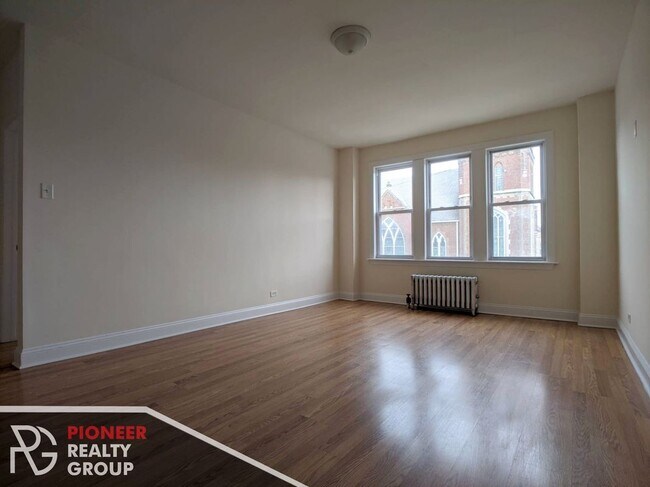 Foto del edificio - 2600 N Kimball Ave