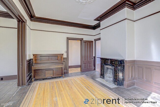 Building Photo - 1716 Baker St