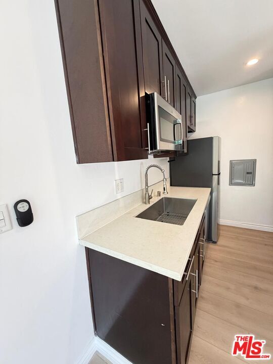 Building Photo - 3744 Westwood Blvd