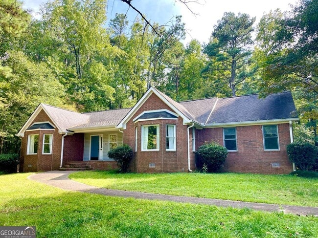 Building Photo - 160 Farm Ln