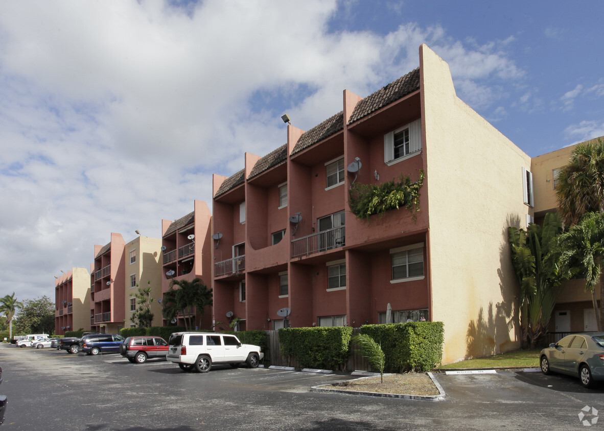 Foto del edificio - Berkeley Condominiums