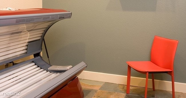 Building Photo - 8001 W Highway 71