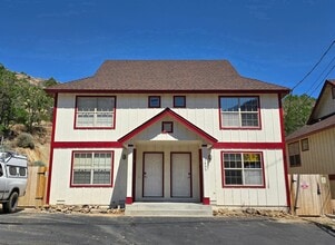 Building Photo - 1455 N Main St
