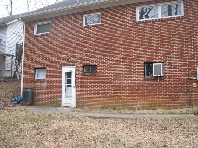 Foto del edificio - 901 Park St