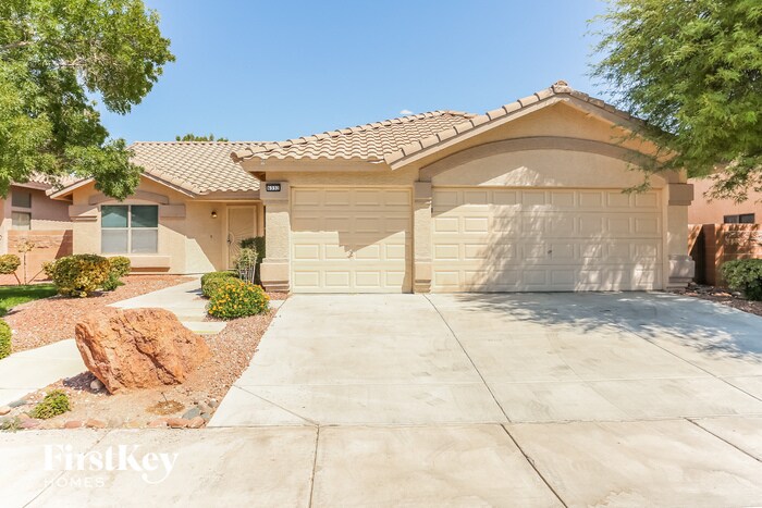 Foto principal - 6332 Malachite Bay Ave