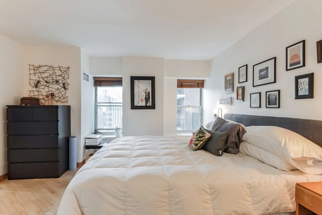 Foto del edificio - 40 E 9th St