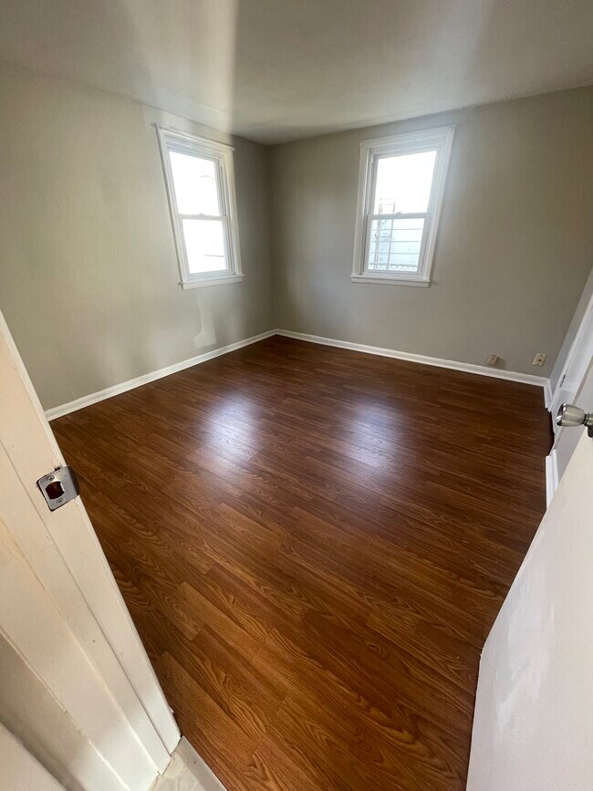 Bedroom 2 - 1049 City View Dr