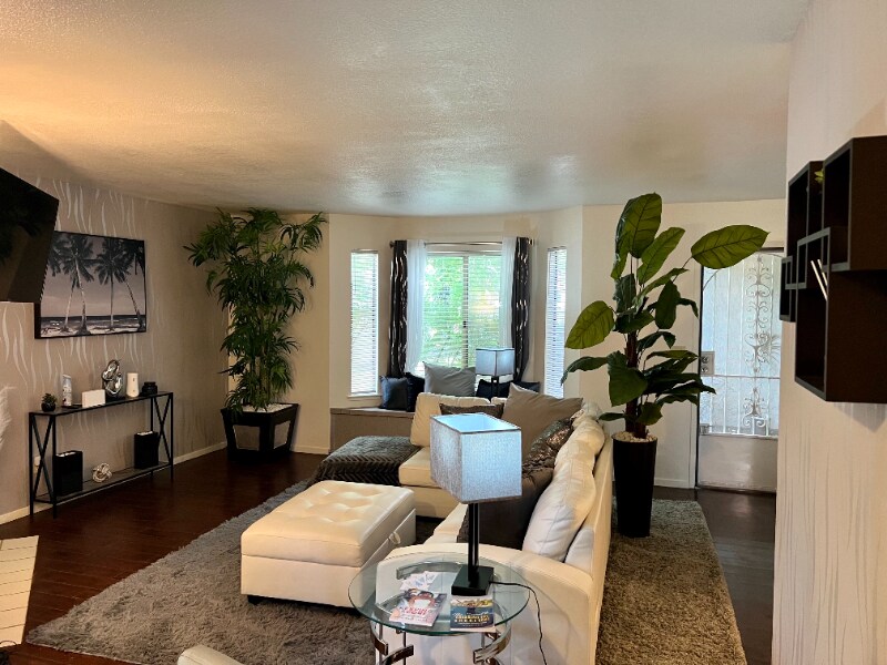 Foto principal - 999 Porter Ave