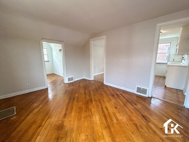 Foto del edificio - 18461 Washburn St