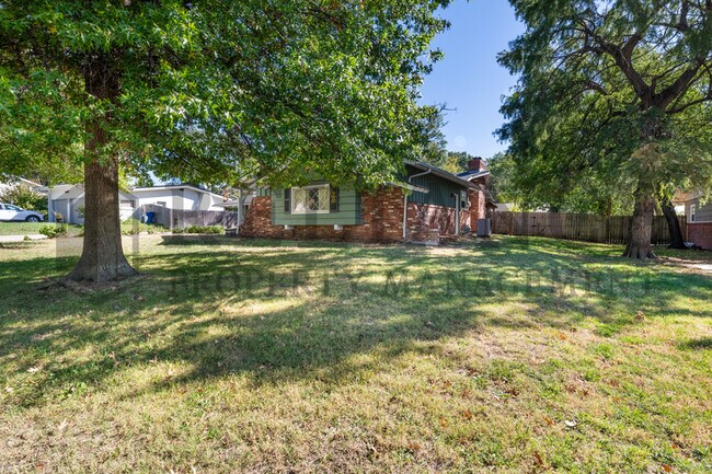 Foto del edificio - 1126 Farmstead St