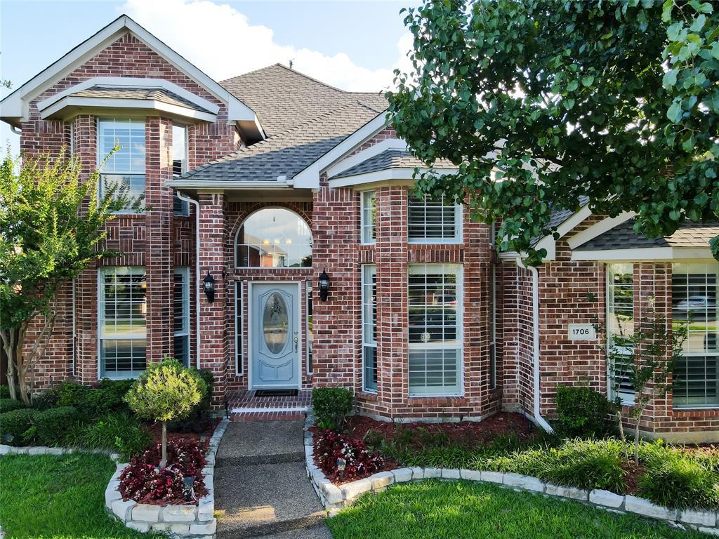 Primary Photo - 1706 Lake Bluff Dr