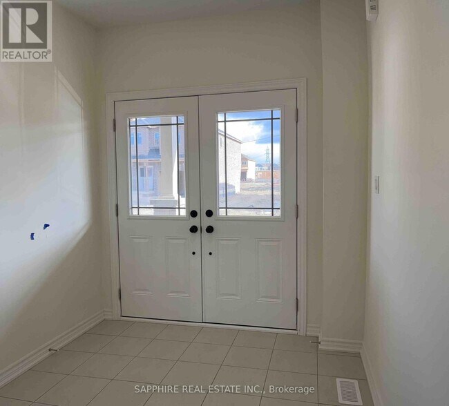 Photo du bâtiment - 242 Palace St