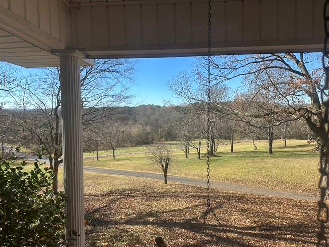 Building Photo - 5120 Candies Creek Ridge Rd