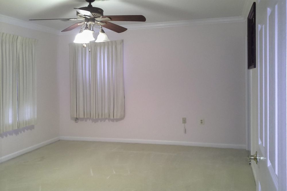 Building Photo - 307A Tall Pines Court