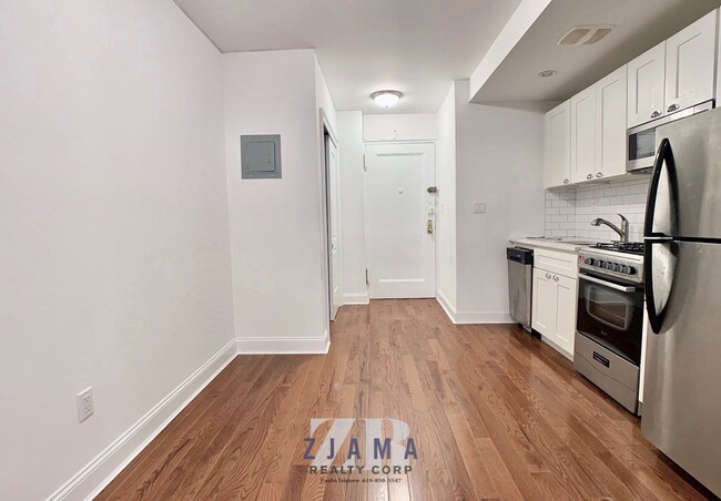 Foto del edificio - 720 St Marks Ave