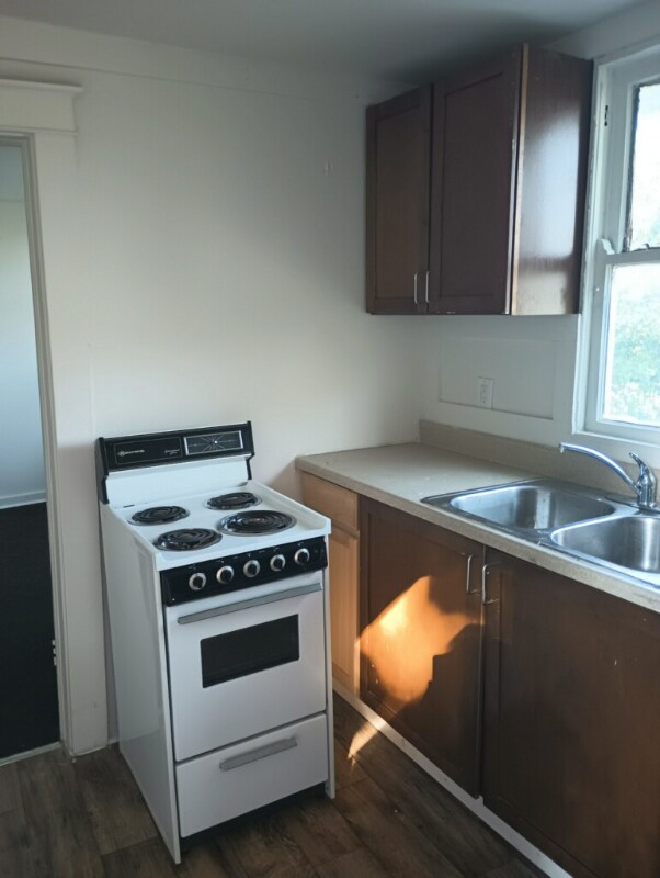 Foto del edificio - 1319 W Kilgore Ave