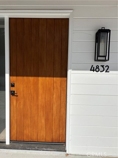 Building Photo - 4832 La Canada Blvd