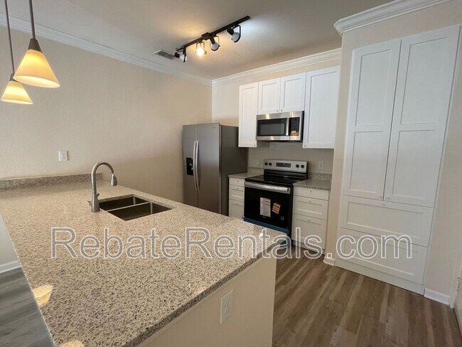 Foto del edificio - 8290 Gate Pkwy W