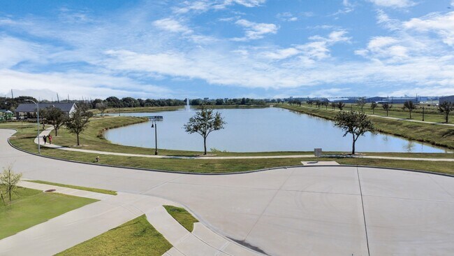 Foto del edificio - 1630 Cedar Pointe Ct