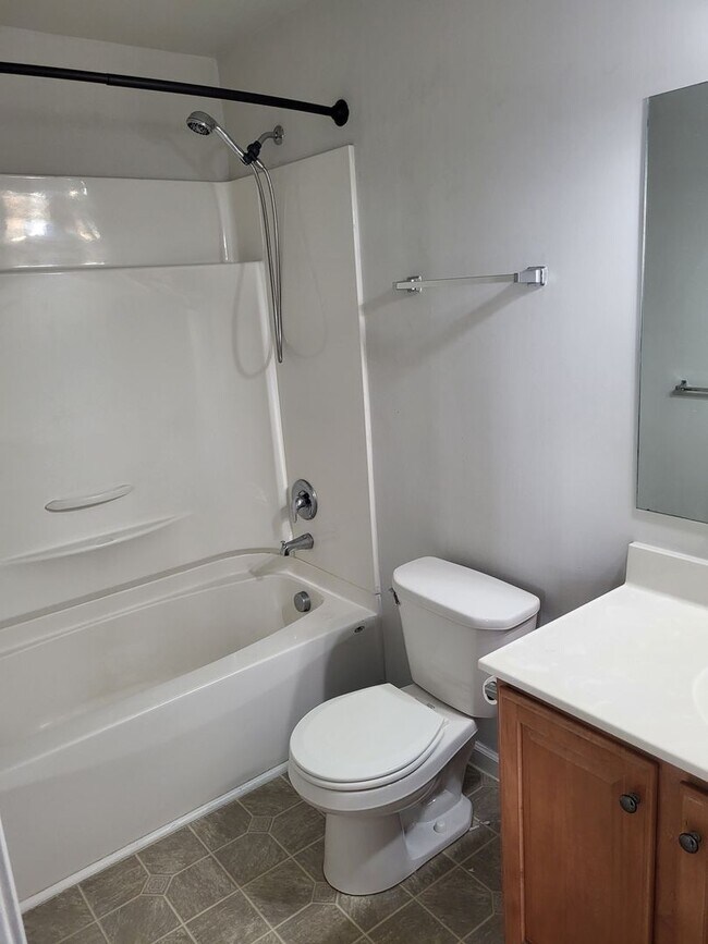 Foto del edificio - Ivy Ridge 1103 LLC