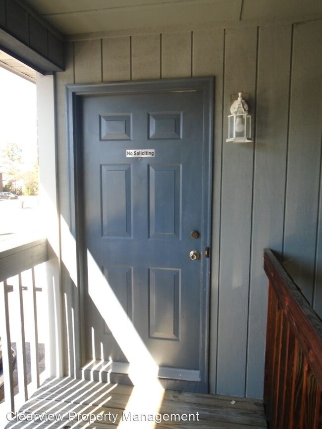 Building Photo - 2 br, 2 bath House - 5930 Notblake Ave.
