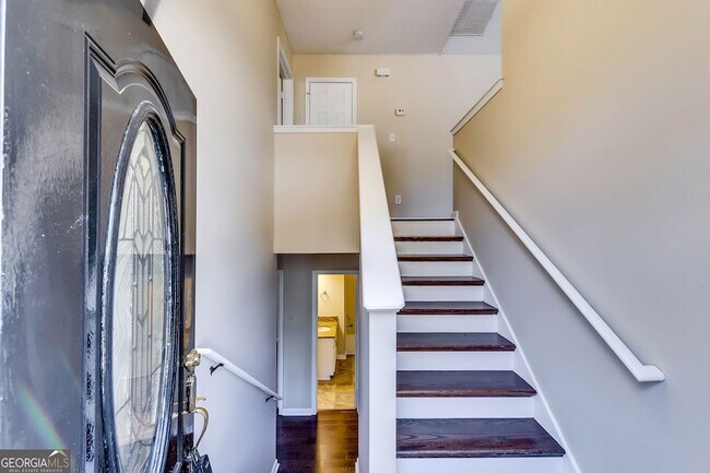 Foto del edificio - 2727 Manor Cove