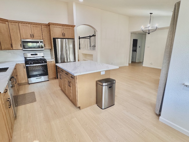 Building Photo - 3602 Swan Ct