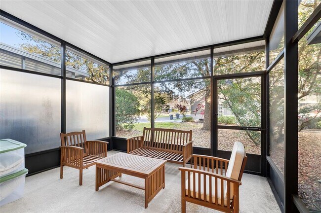 Foto del edificio - 6839 Big Cypress Way