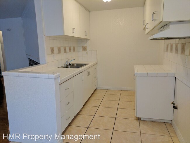 Foto del edificio - 3 br, 2 bath House - 2452 Angela St. Unit D