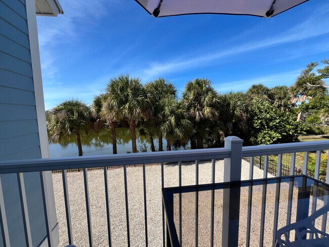 Foto del edificio - 785 Rabbit Rd